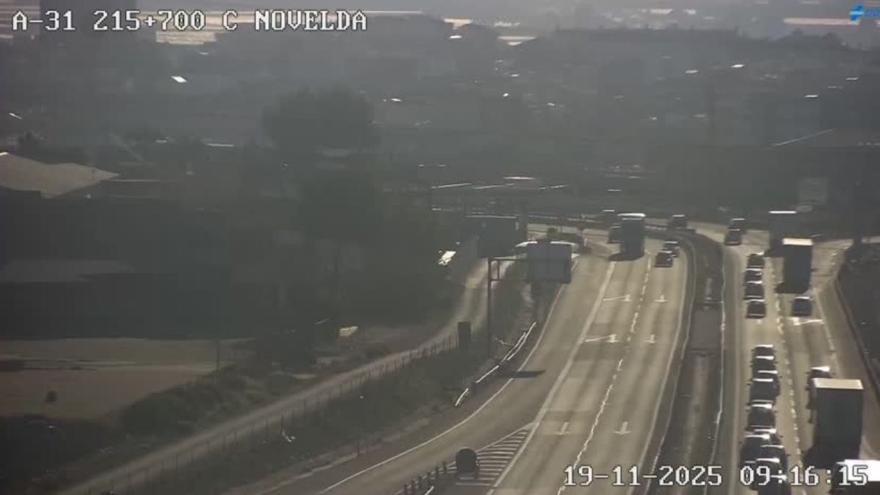 Retenciones de hasta 3 kilómetros en la A-31 por un accidente múltiple en Monforte del Cid