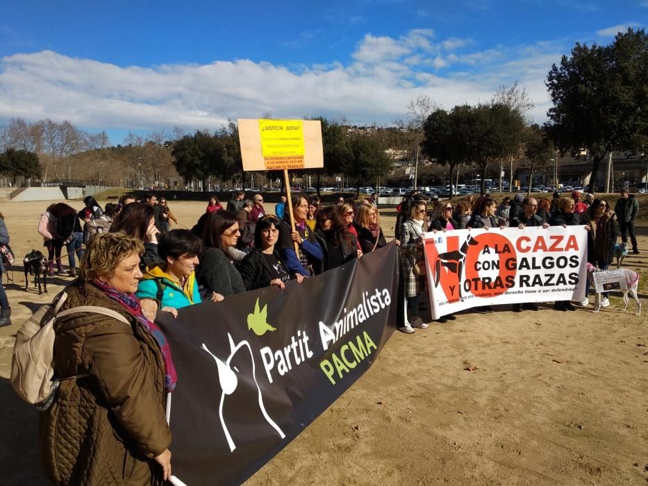 Manifestació contra la caça a Girona