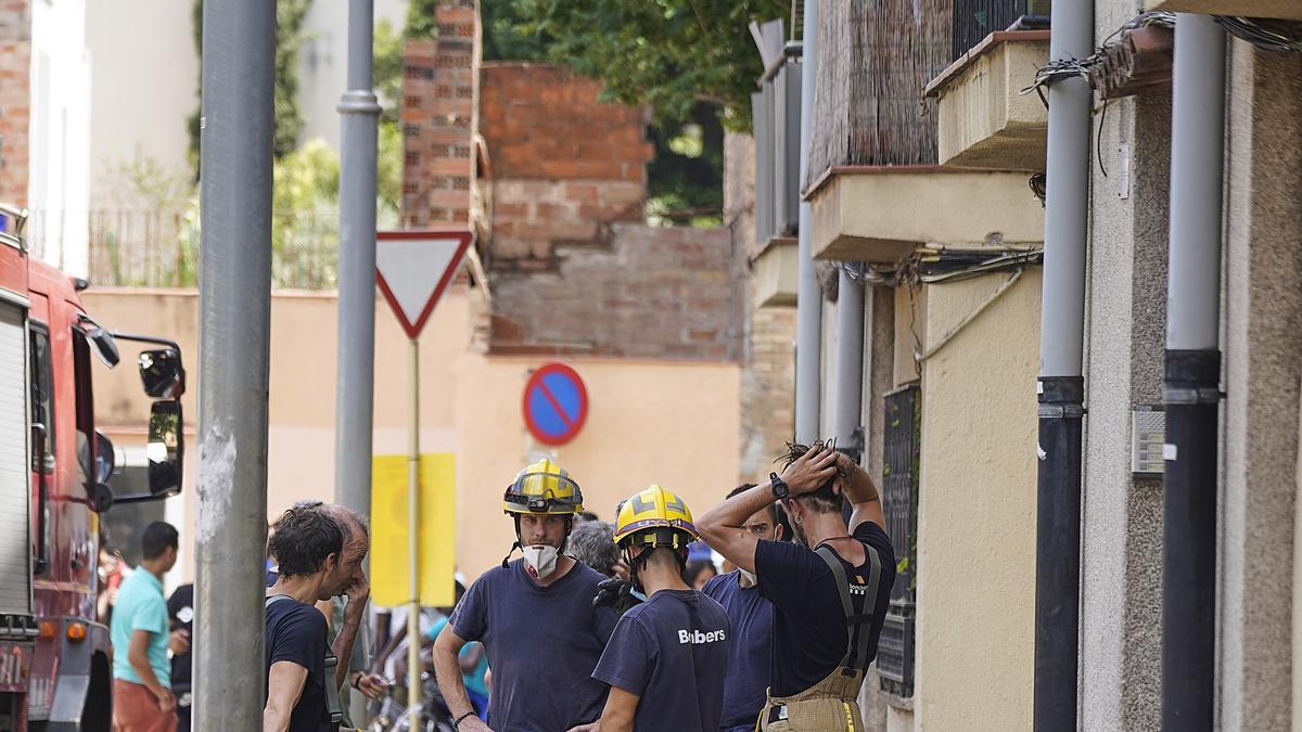 Incendi de gravetat en un pis de Salt