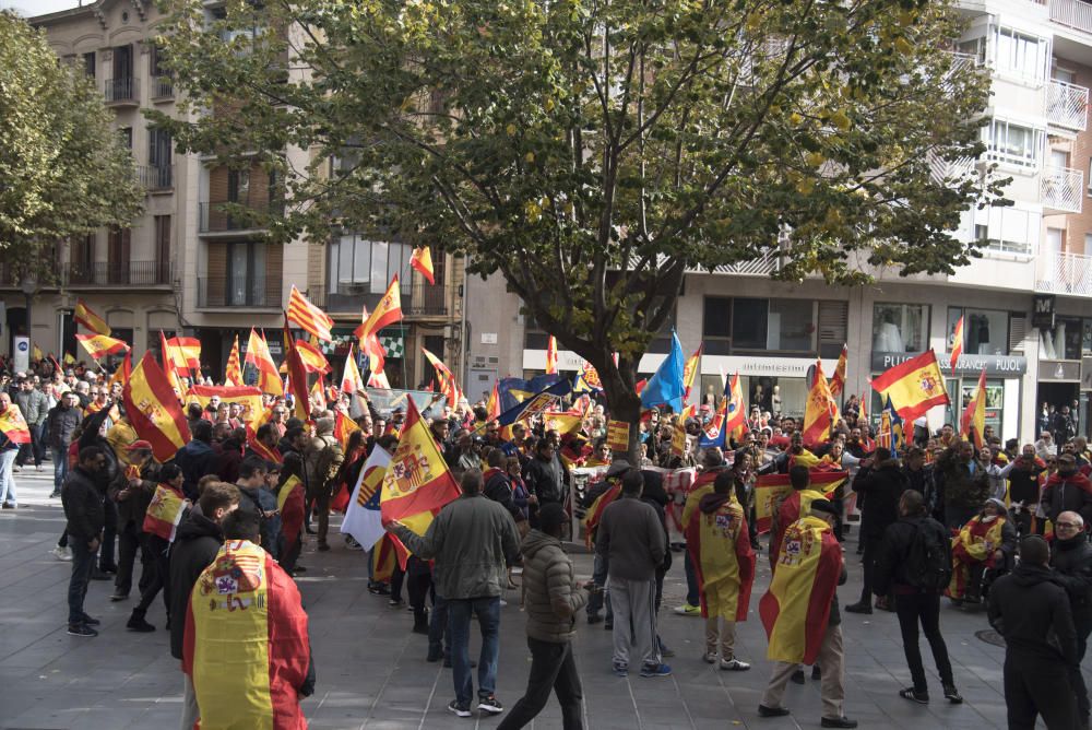 La manifestació per la unitat d''Espanya aplega unes 700 persones a Manresa