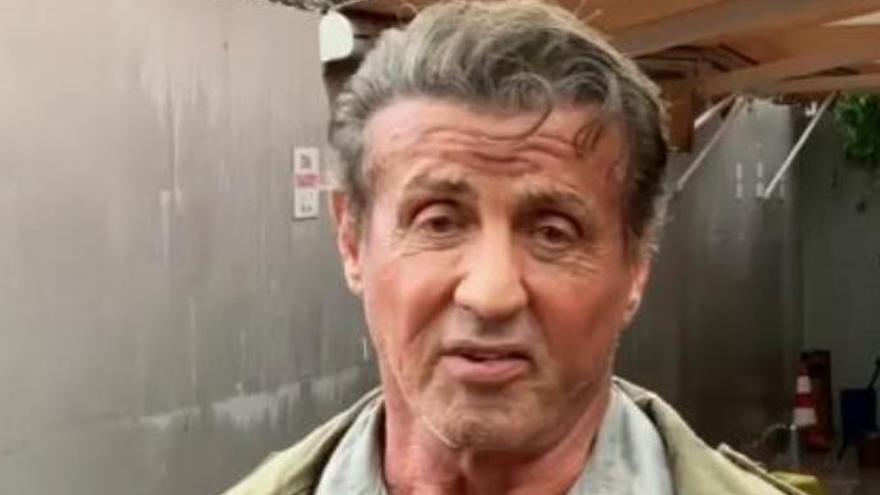 Sylvester Stallone saluda a sus fans de Canarias