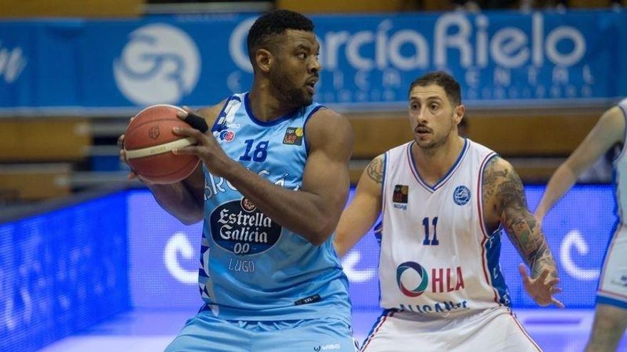 El Coto Córdoba Baloncesto ficha al pívot nigeriano Seydou Aboubacar