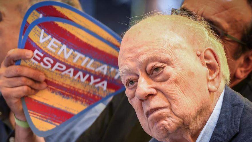 Pujol demana “integrar la gent que ve de fora i cohesionar” Catalunya en l’homenatge de les joventuts de Junts