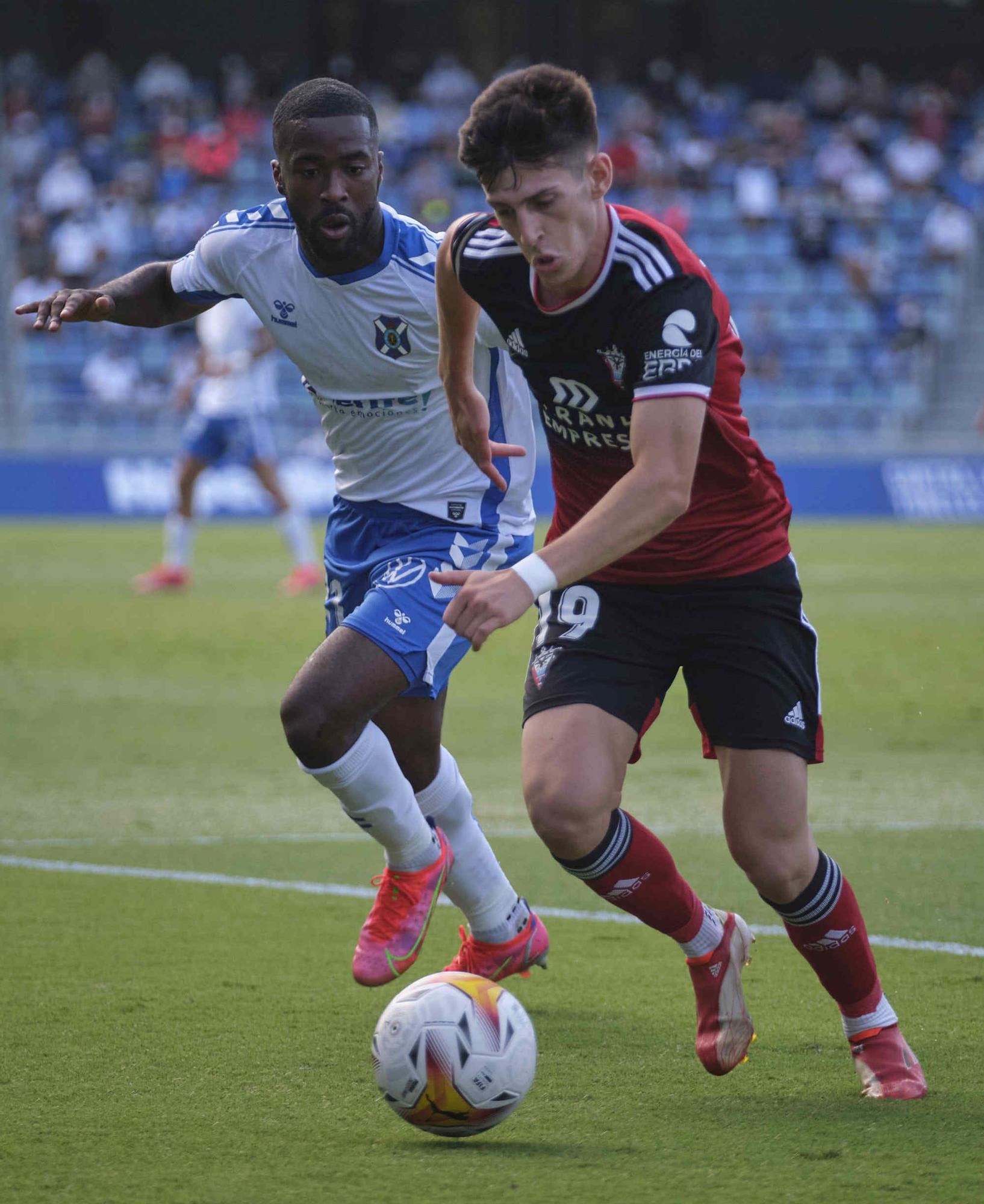 Encuentro entre el CD Tenerife y el Mirandés