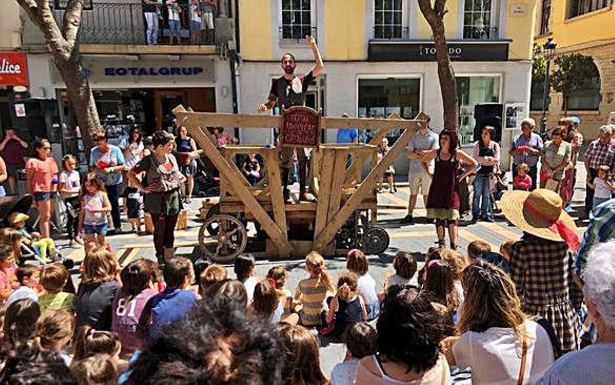 Sant Feliu de Guíxols Més de 40 activitats a la Fira del Conte Explica'm