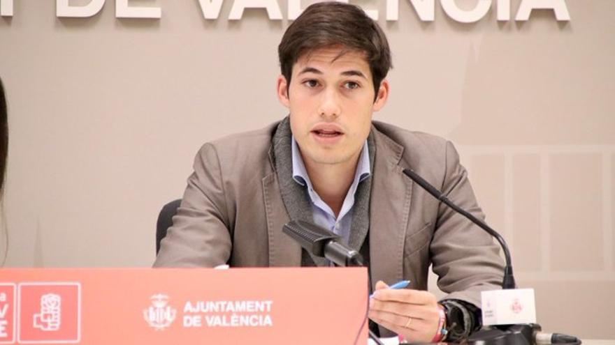 Borja Sanjuán, portavoz del PSCV en el Ayuntamiento