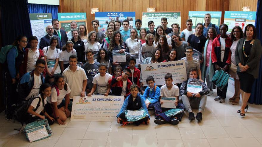 Ganadores de la 33º edición del Concurso Escolar de la ONCE en Canarias, este miércoles.