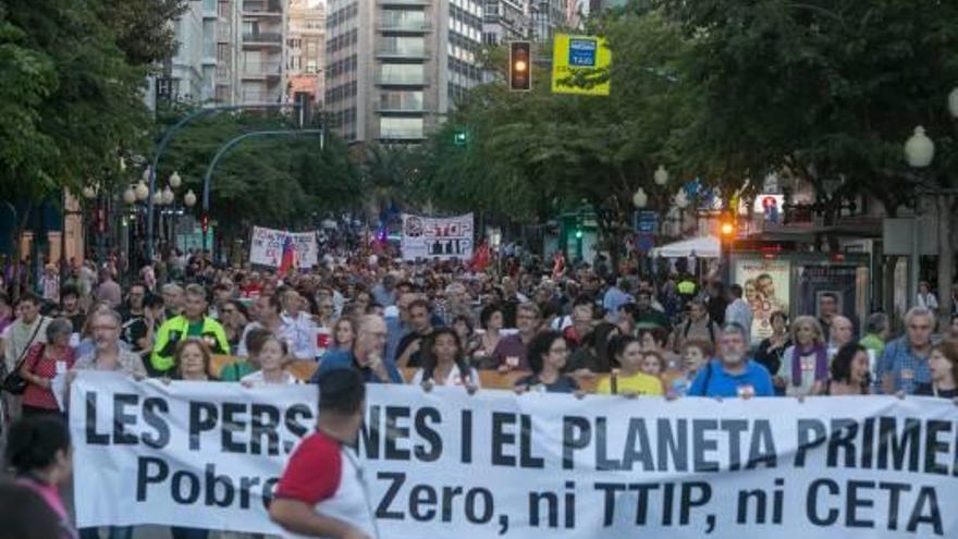 Marcha contra la pobreza en Alicante