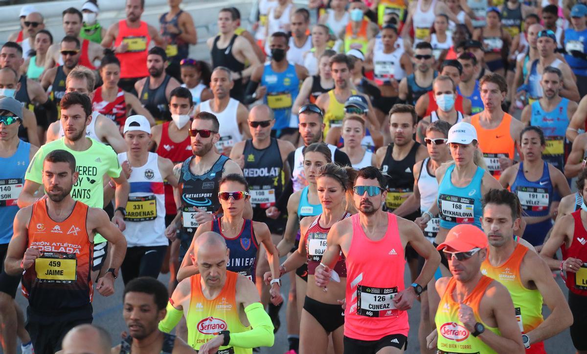 Salida del Maratón Valencia 2021