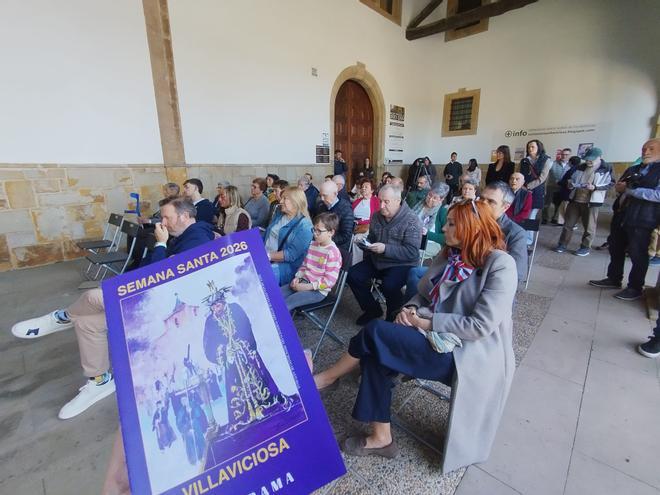 La bendición de las nuevas andas del Nazareno en Villaviciosa, en imágenes