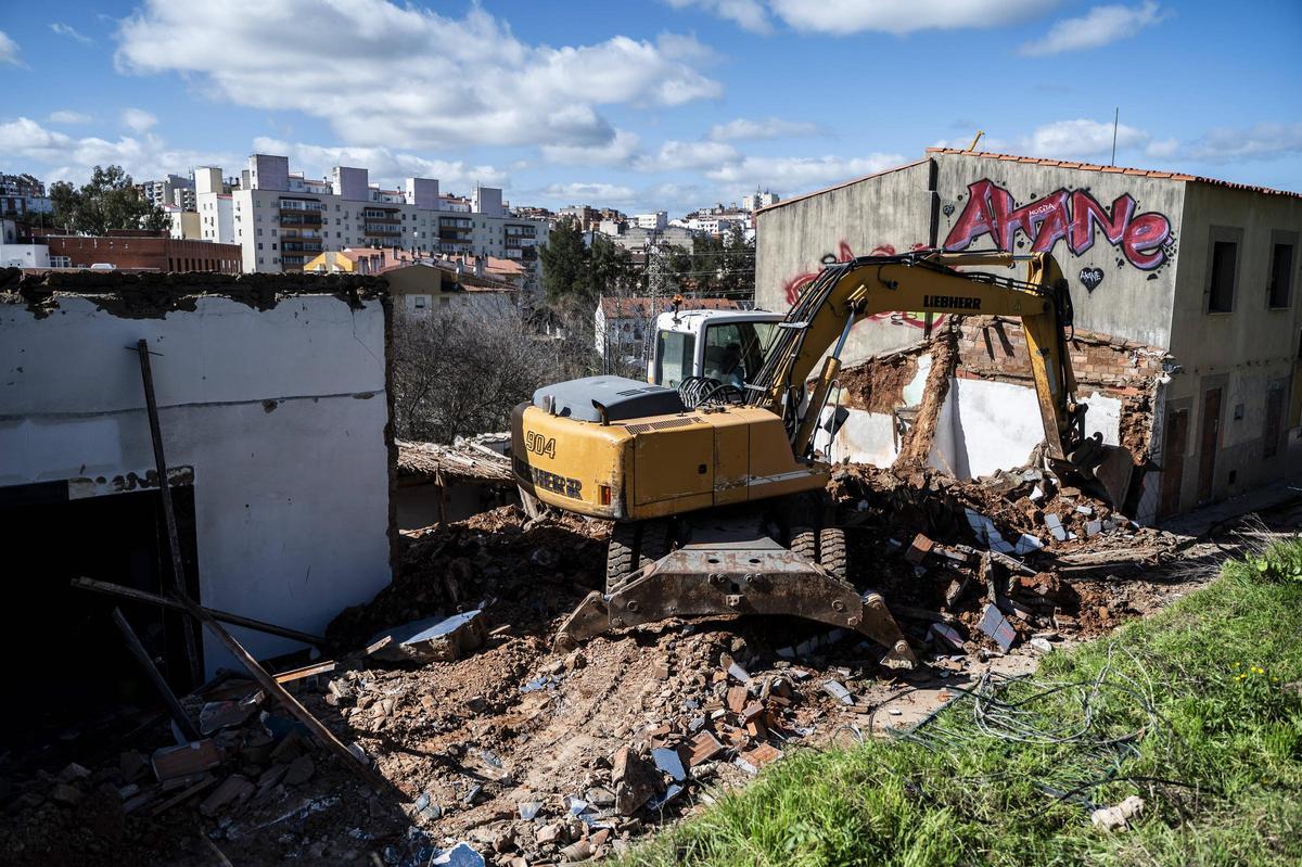 Galería | Siguen los derrumbes en el Alto de Fuente Fría de Cáceres