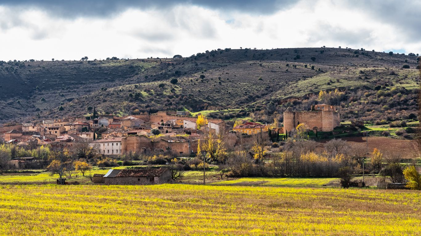Bienvenidos a Palazuelos, una joya enclavada en la sierra Ministra.
