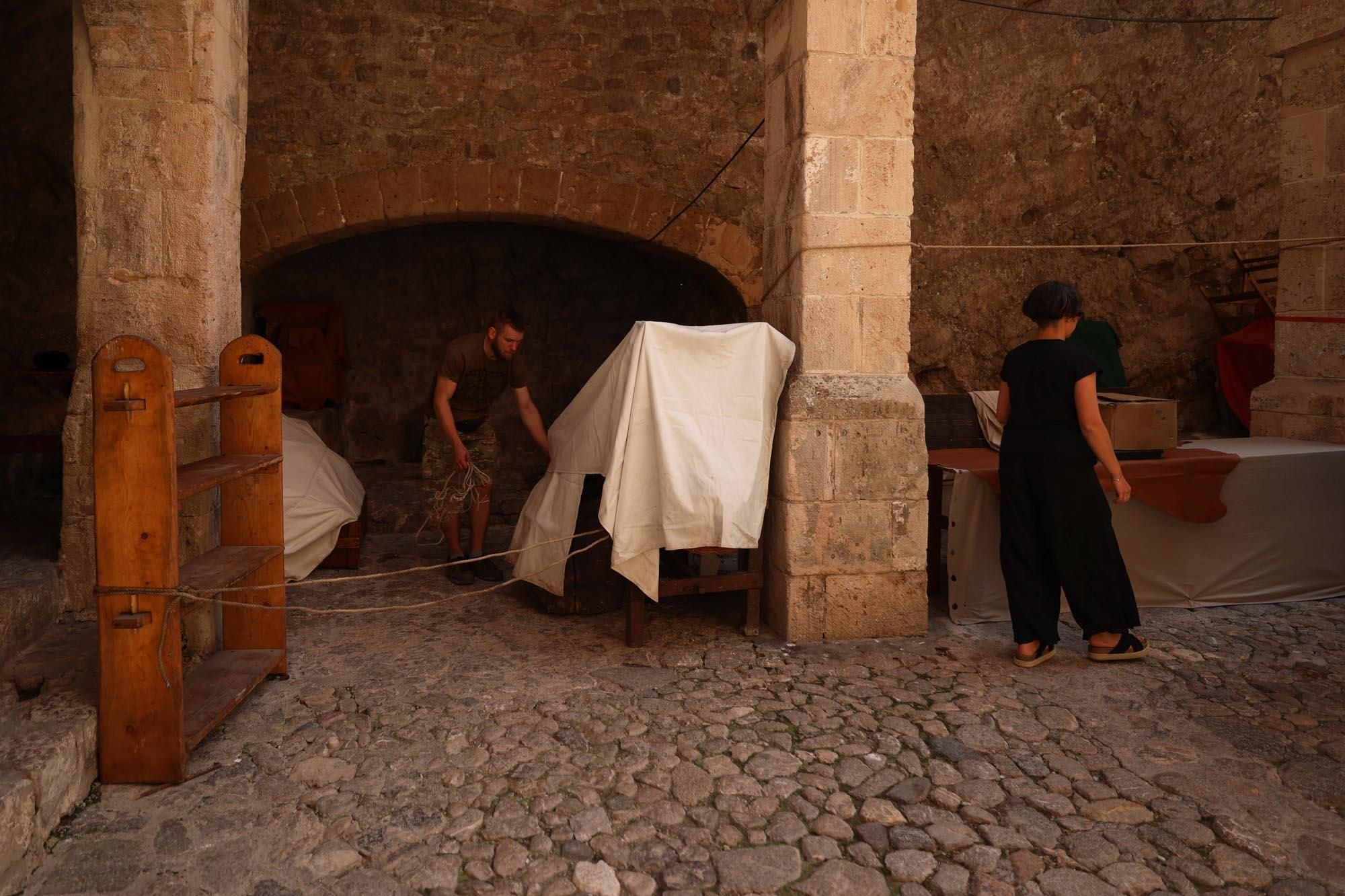 Preparativos de la feria Eivissa Medieval