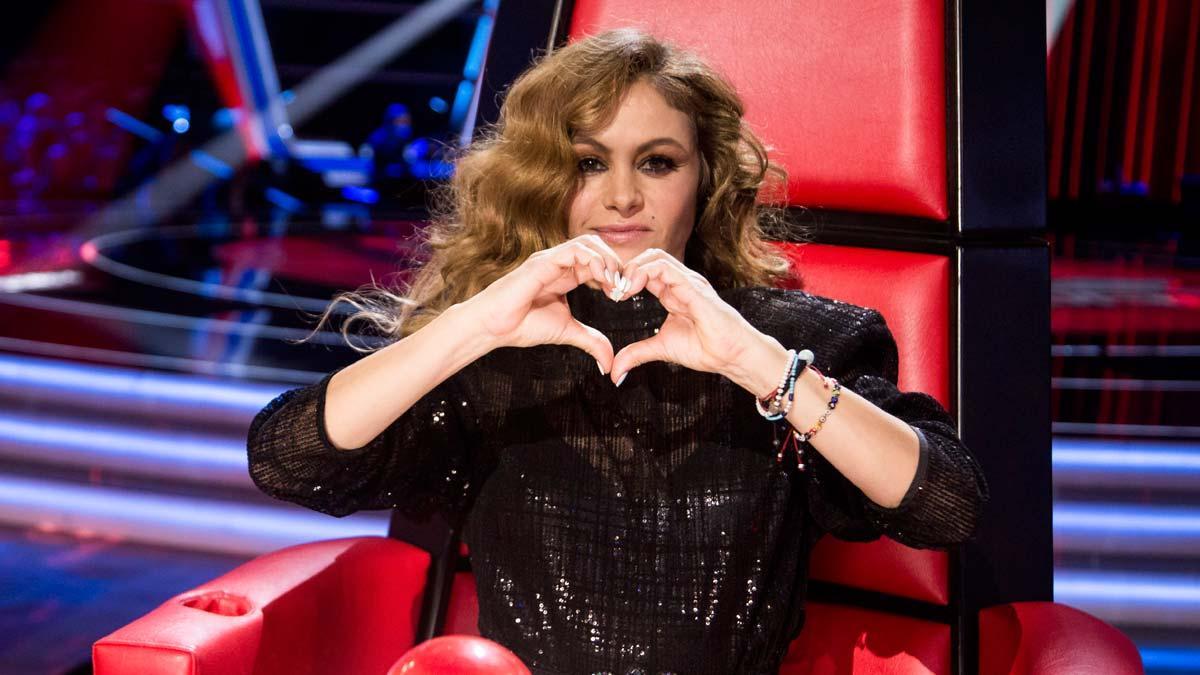 Paulina Rubio desata la polémica durante un directo por su extraño comportamiento