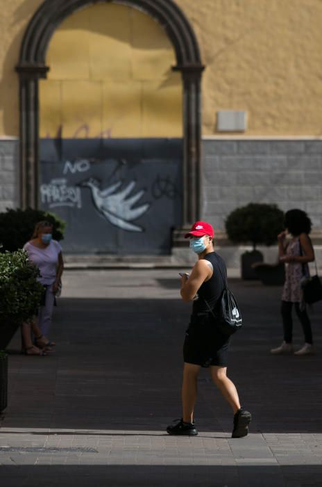 Uso de mascarillas en Tenerife.