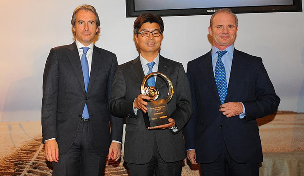 El Hyundai i30 recibe el premio Coche del Año de los Lectores