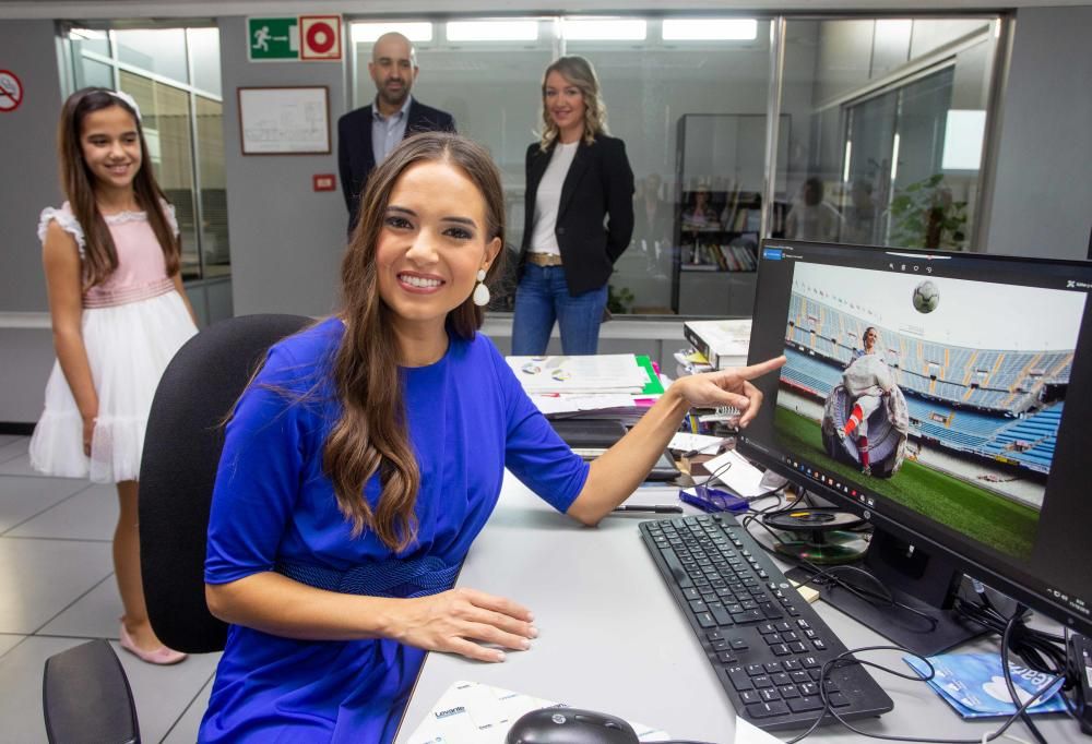 Marina Civera y Sara Larrazábal, hoy, en las instalaciones de Levante-EMV, Levante TV y la 97.7.