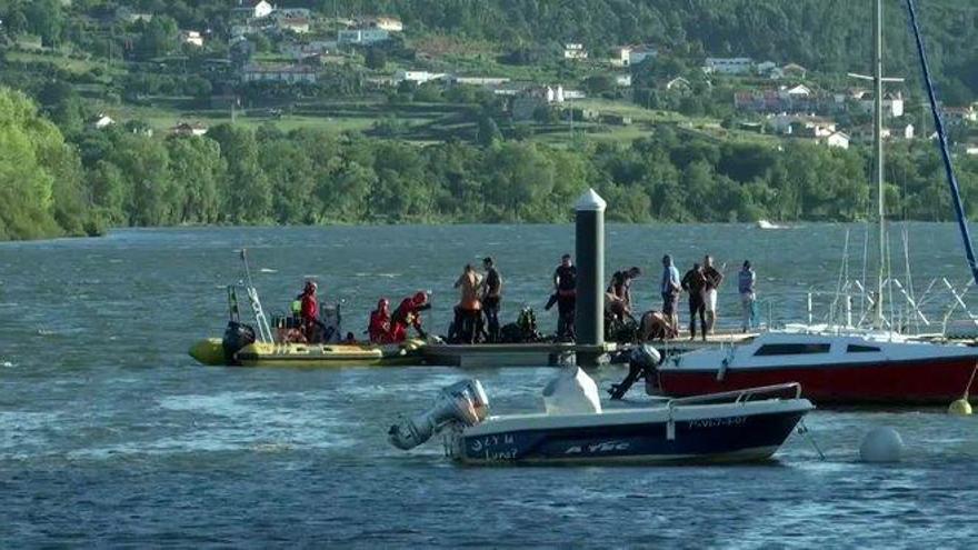 Desaparece un atleta en aguas del Miño mientras disputaba una prueba de triatlón