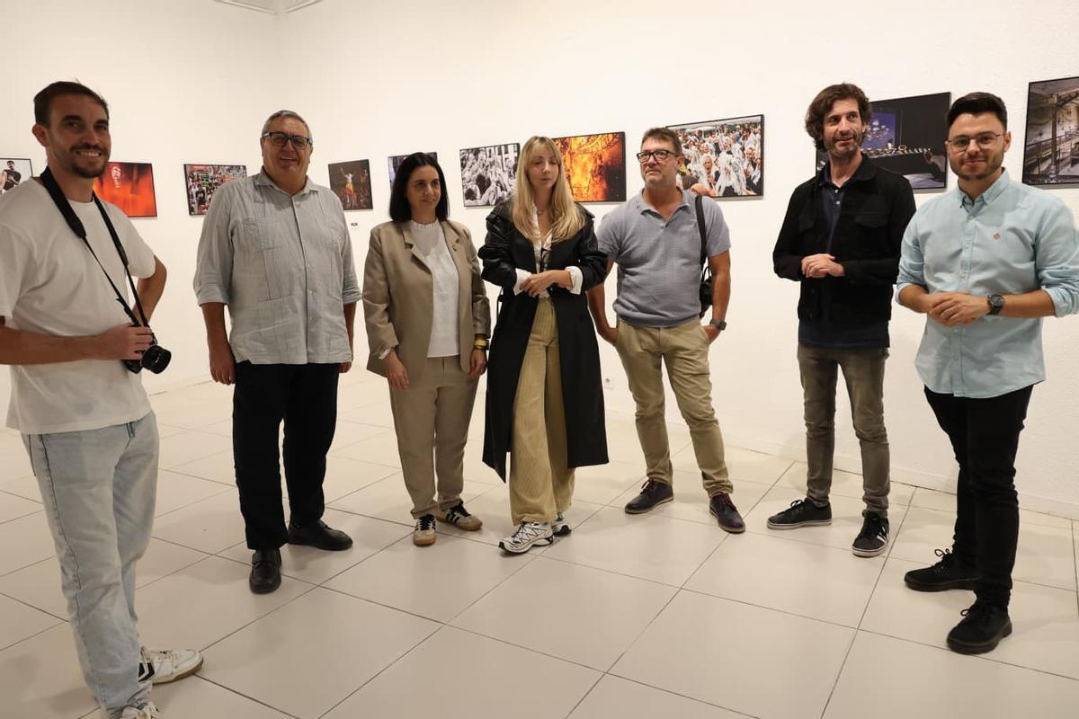Un momento de la inauguración de la exposición.