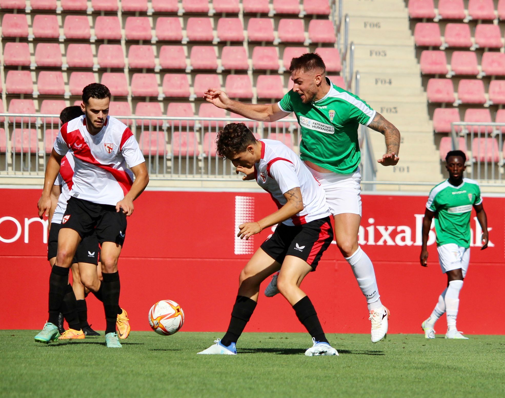 El amistoso entre el Córdoba CF y el Sevilla Atlético en imágenes