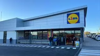 Lidl reabre en Parque Venecia tras invertir tres millones y crear doce nuevos empleos