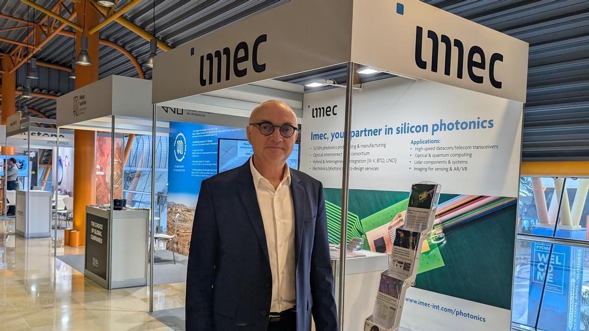 El presidente y director ejecutivo del IMEC de Lovaina (Bélgica), Luc Van den hove, este martes en el Palacio de Ferias de Málaga.