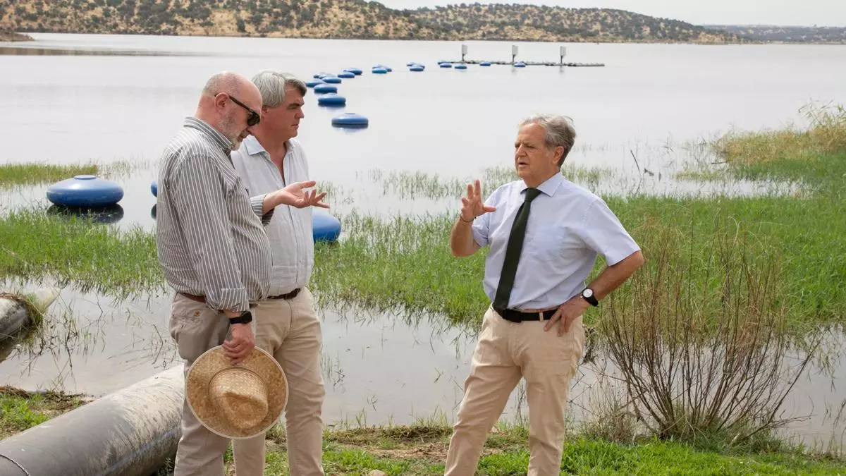 Salvador Fuentes denuncia el deterioro de la conexión provisional del embalse de La Colada