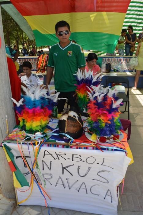 Homenaje a Bolivia en el Jardín de la Seda de Murcia