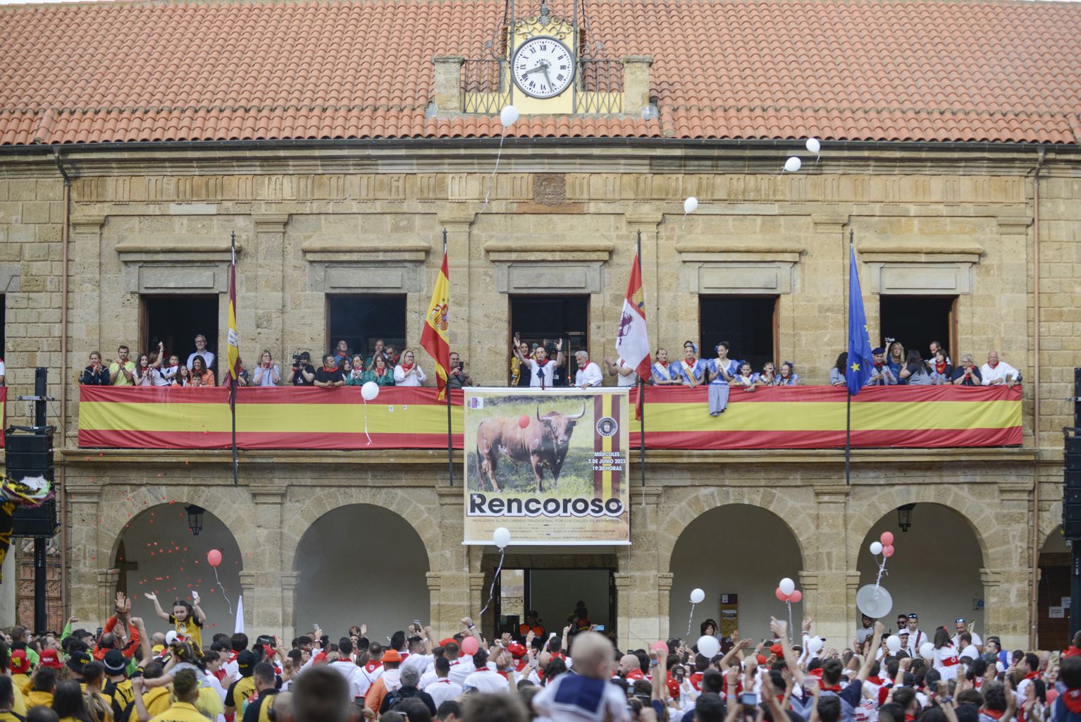 El chupinazo de Rencoroso: Así ha estado la Plaza Mayor de Benavente