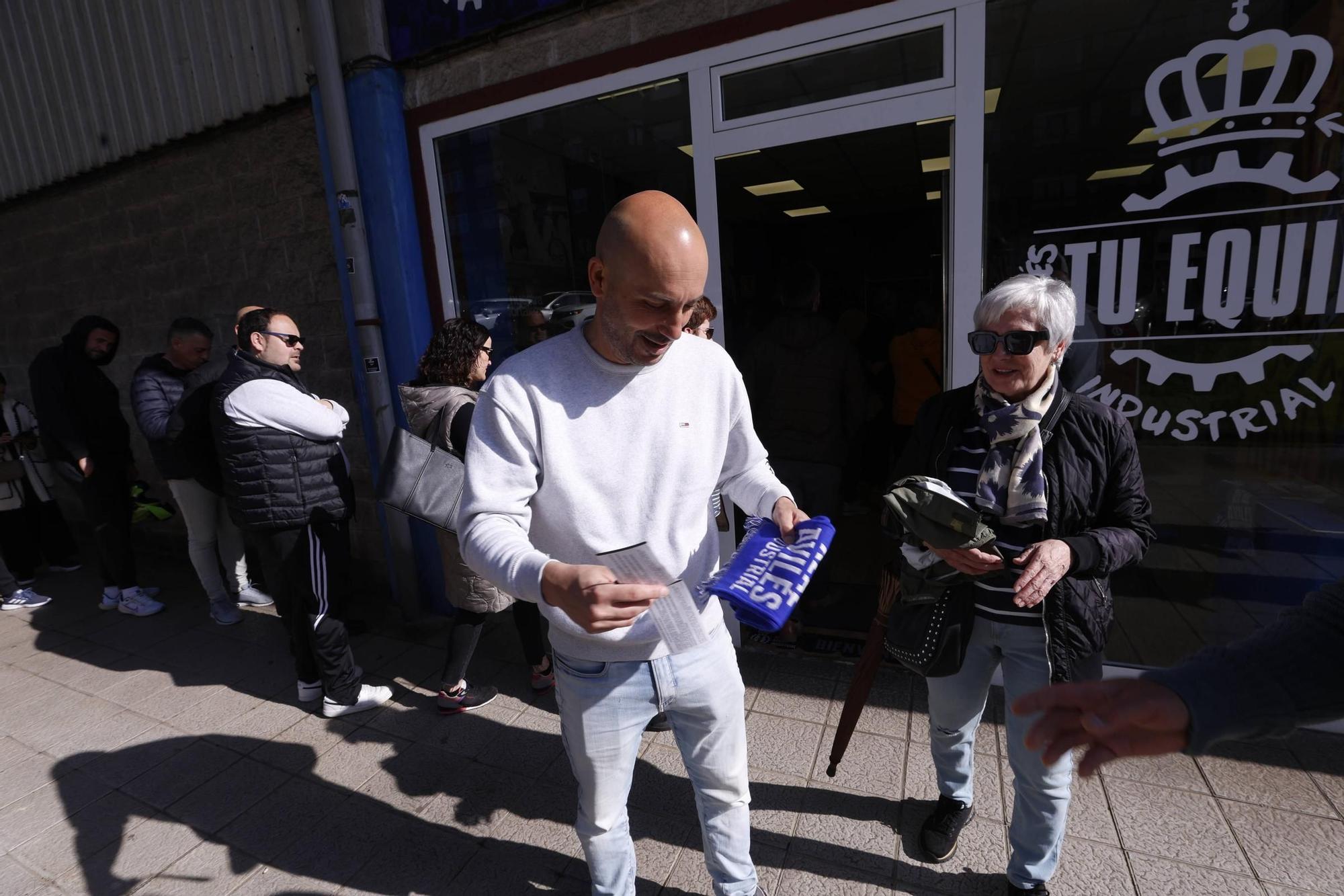 Colas en el Suárez Puerta para el duelo del Avilés frente al Antoniano con el sueño de sueguir adelante en la pelea por el ascenso