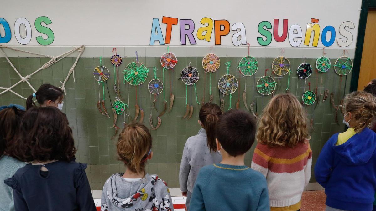 Alumnos en el Colegio Manuel Álvarez Iglesias, en una pasada actividad