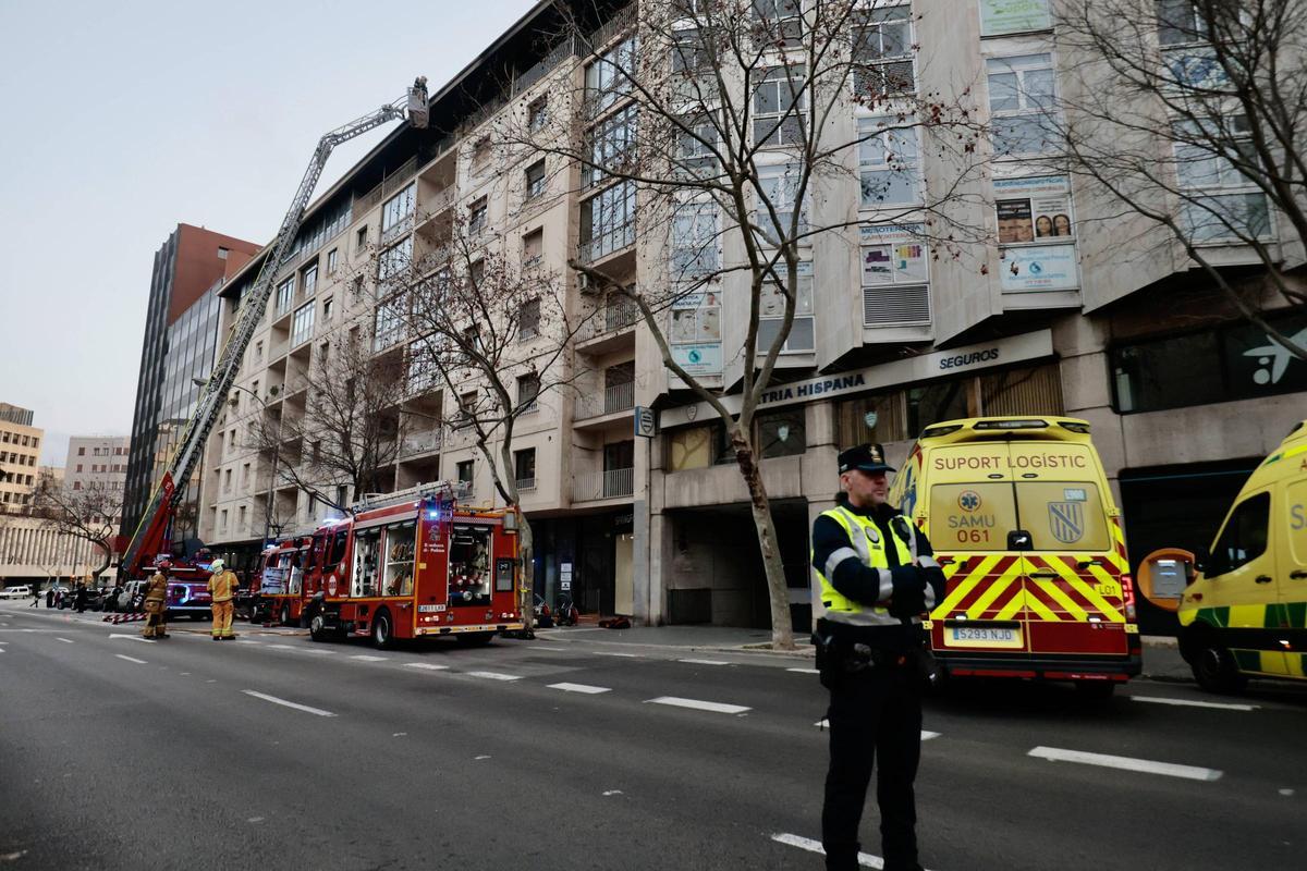 Die Straße gegenüber des Corte Inglés war für zwei Stunden gesperrt.