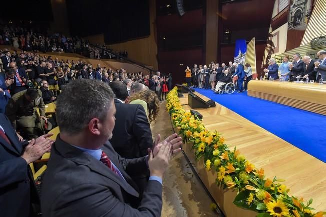 Entrega de Honores y Distinciones del Cabildo de ...