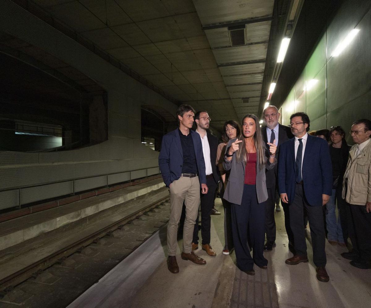 Junts i Transports pacten desencallar l’estació d’alta velocitat del Prat Junts i Transports pacten desencallar l’estació d’alta velocitat del Prat