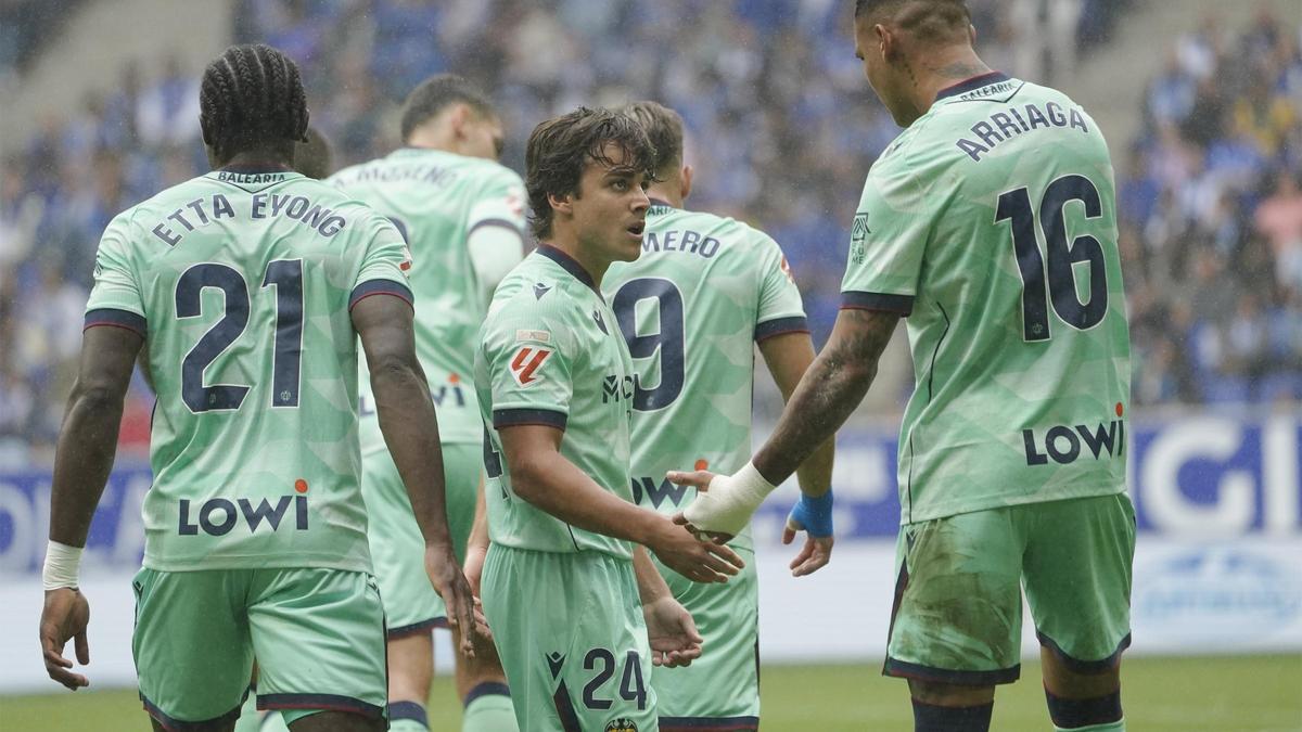 0-2. El Levante asalta el Tartiere y gana el duelo de recién ascendidos