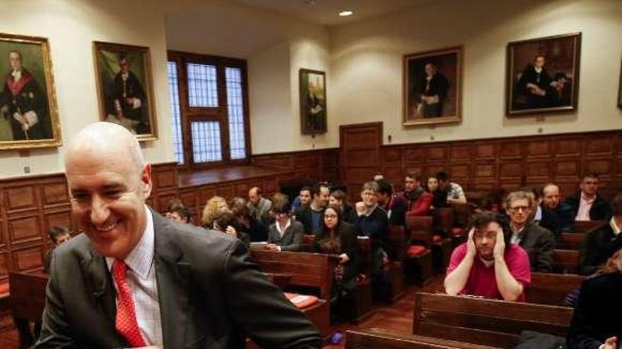 Mauro Guillén, en el Aula Magna de la Universidad de Oviedo.