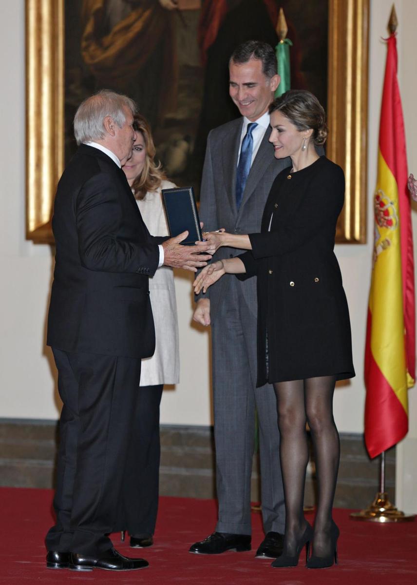 Letizia Ortiz entregando las Medallas de Oro al Mérito en las Bellas Artes