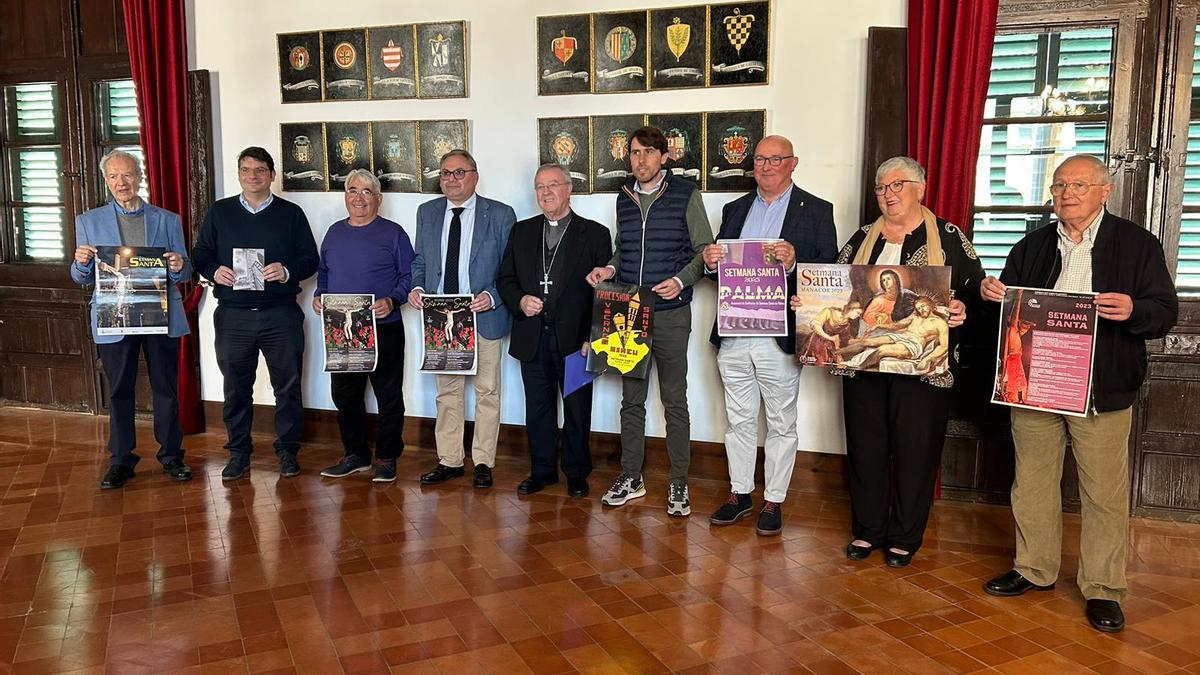 El obispo reunió a todos los representantes de las cofradías de Mallorca