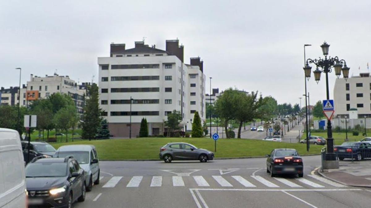 Uno de los pasos de peatones que genera polémica entre los vecinos en la Calle Aguamiera.