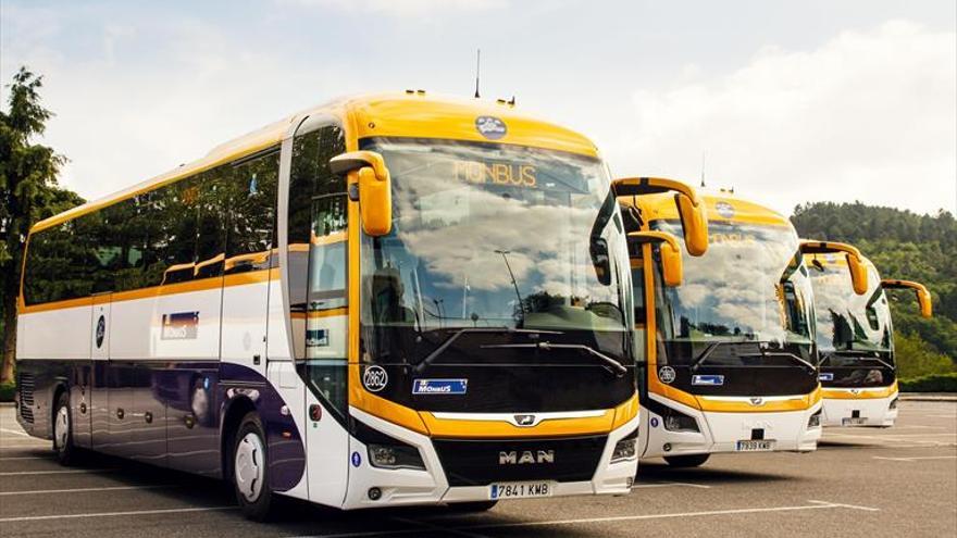 Monbus se estrena en la línea Aldeanueva del Camino-Madrid