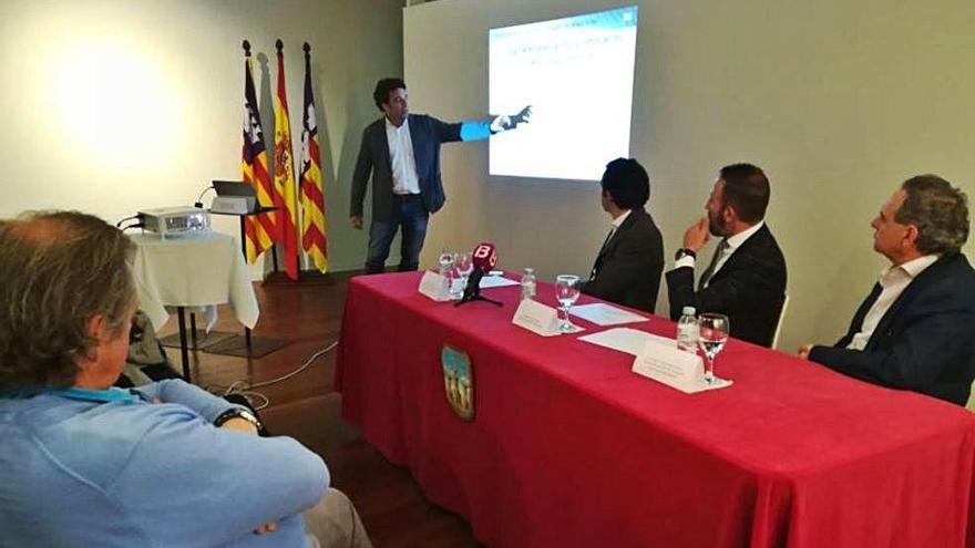 Momento de la presentación del proyecto ayer en Cala Rajada.