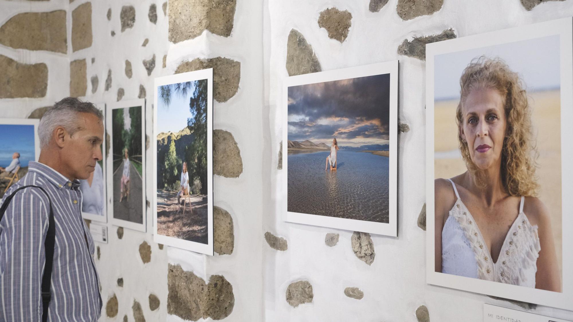 Exposición fotográfica 'Mi identidad' sobre mujeres cuidadoras