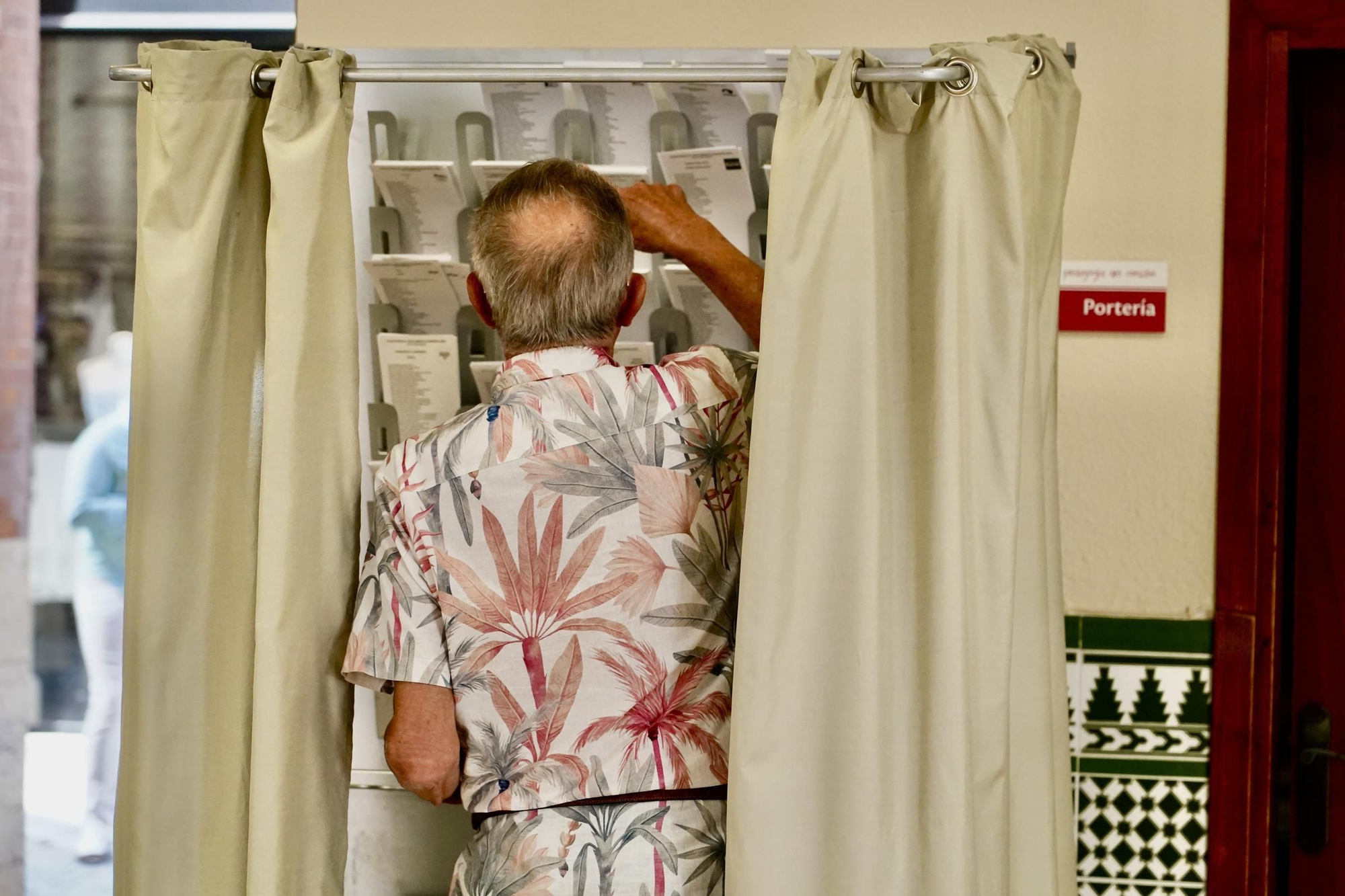 La jornada electoral del 9J al Parlamento Europeo en Málaga, en imágenes