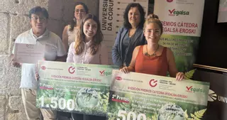 La Cátedra Vegalsa-Eroski UDC premia dos investigaciones en sostenibilidad