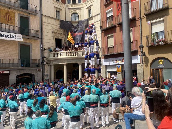 Diada dels Quatre fuets de Berga - Castellers