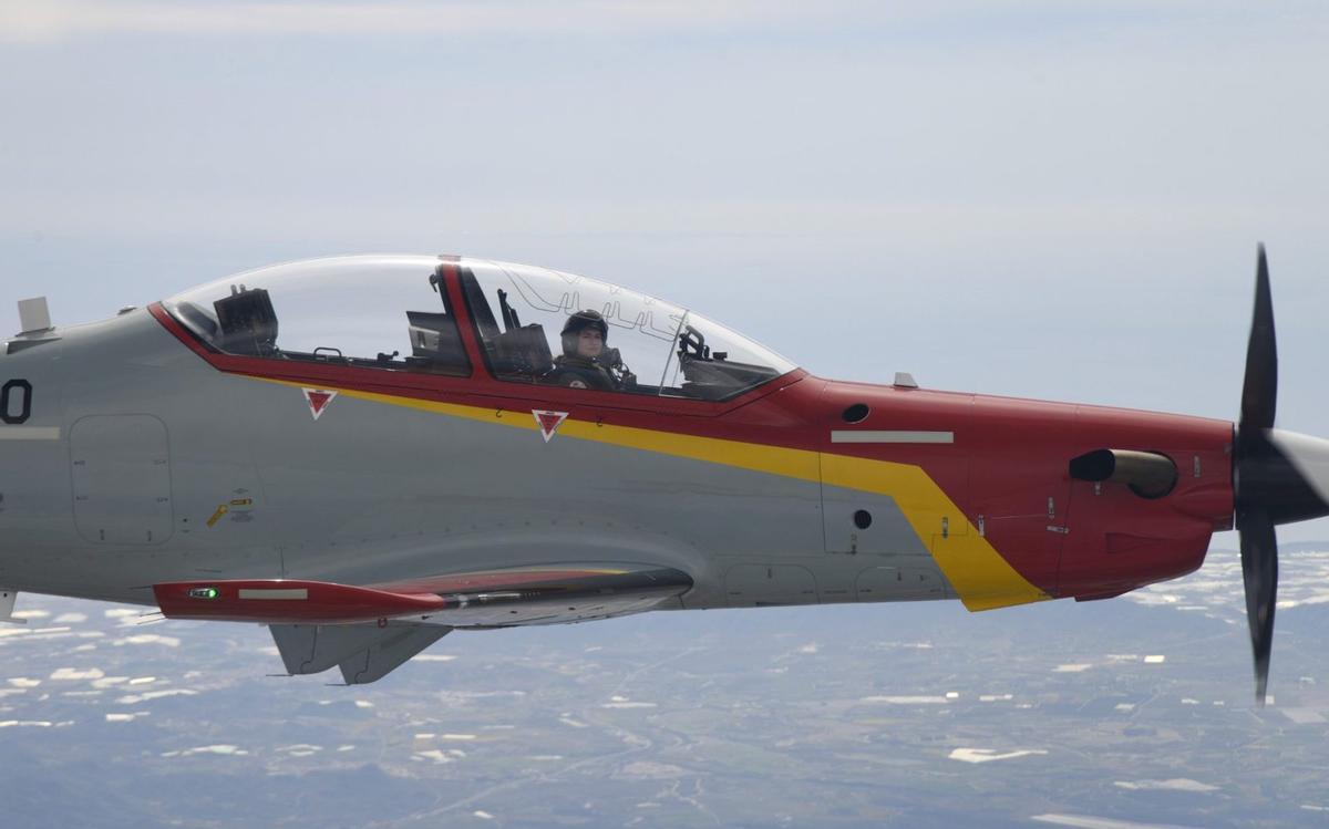 Segon vol en solitari a bord  del Pilatus PC-21