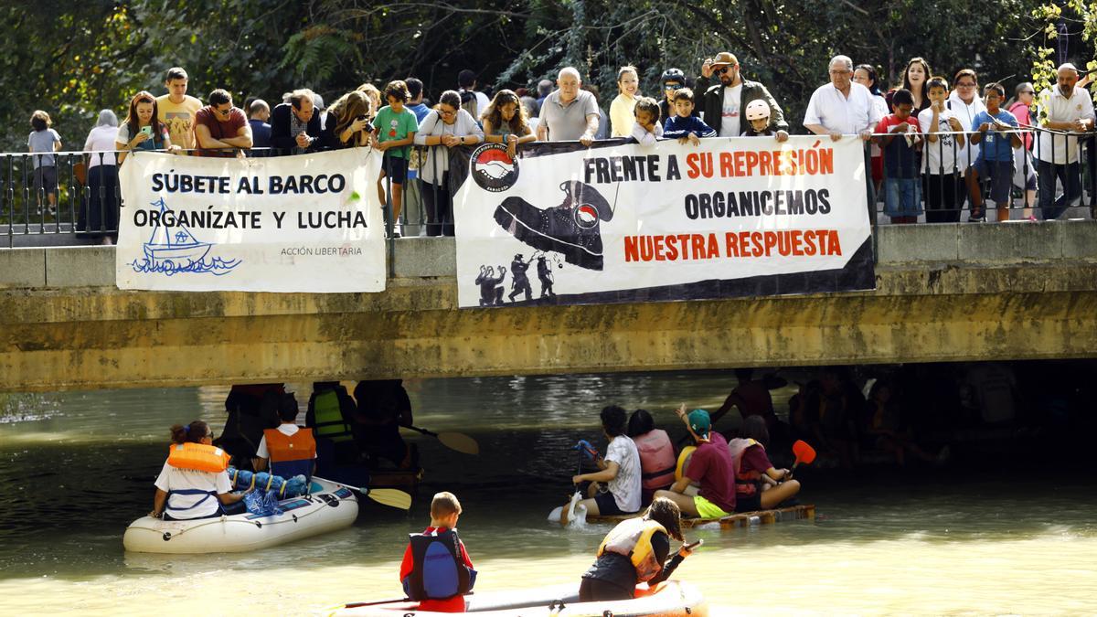 La jornada, siempre reivindicativa, sirvió para reclamar un plan que mejore el entorno del Canal Imperial.