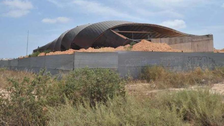 El balneario de lodos fue levantado al margen del deslinde.