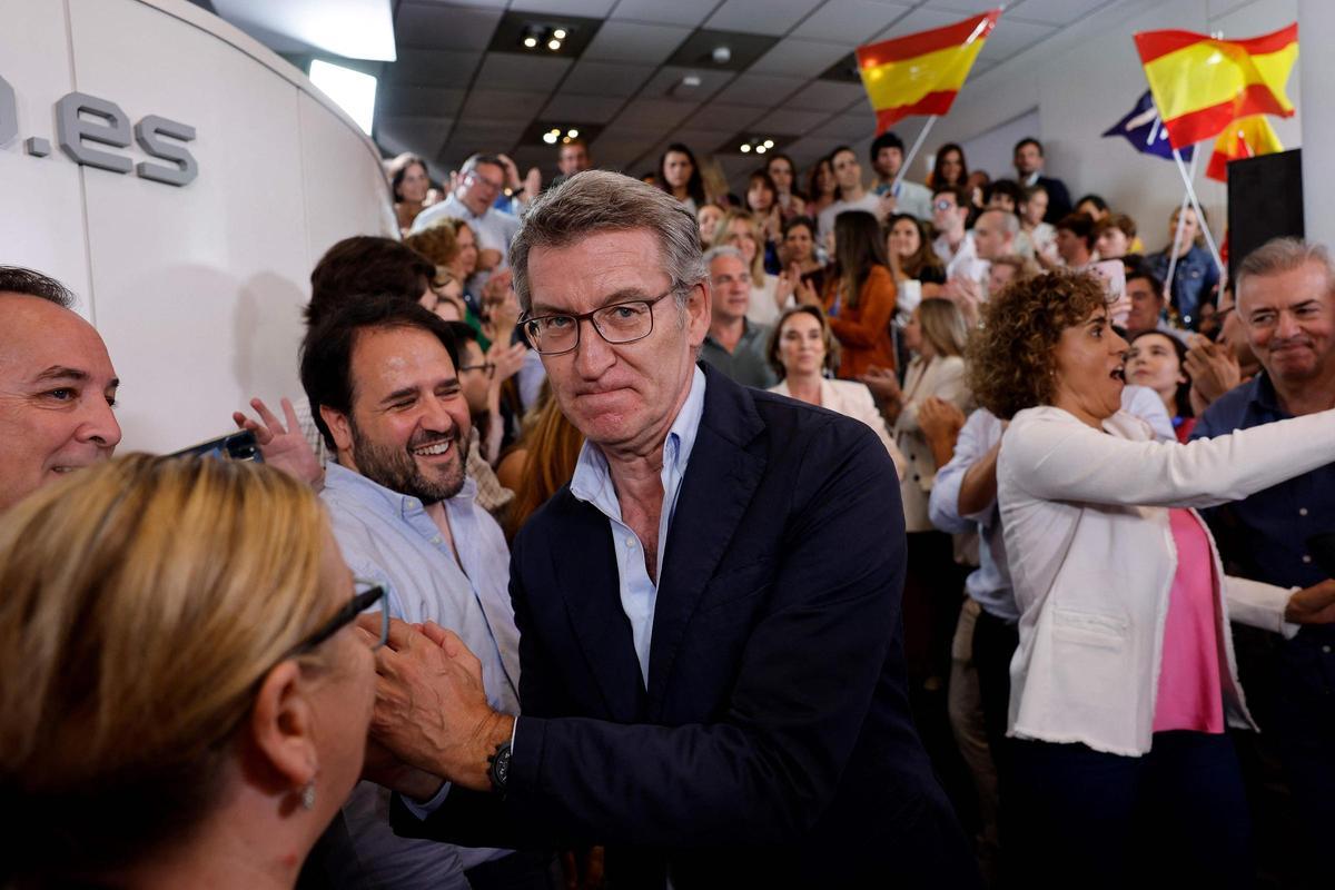 Alberto Núñez Feijóo durante la celebración de la ajustada victoria del PP en las elecciones europeas.