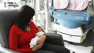 El Hospital del Vinalopó ofrece una habitación a las madres que tienen a sus bebés ingresados en neonatos